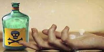 સાળંગપુરમાં શખ્સના ત્રાસથી કંટાળી યુવાને ઝેરી દવા પી લેતા મોત નિપજ્યું | man fed up with being tortu…