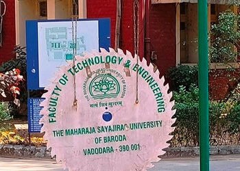 ટેકનોલોજી ફેકલ્ટી માટે 700 વધુ બેઠકોની સરકાર સમક્ષ માગણી | demand of 700 more seats for technology f…