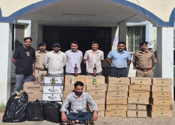 નરોડામાં ક્રેટામાંથી ₹6.54 લાખનો વિદેશી દારૂ ઝડપ્યો, એકની ધરપકડ | naroda police seized IMFL worth ru…