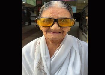 જાગૃત વડીલોની મતદાનમાં સક્રિય ભાગીદારી: 74 વર્ષીય જાગૃત બા કાદરી જેબુન્ની શાહએ મત આપી અન્યને પણ પોતા…