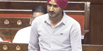 પંજાબ સરકારે હરભજનની Z+ સિક્યુરિટી હટાવતા ગૃહ મંત્રાલયે આપી CRPF સુરક્ષા, અન્ય સાંસદોને પણ કેન્દ્રનુ…