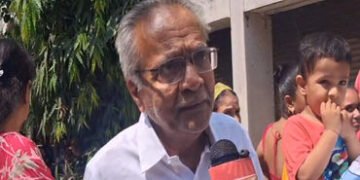 ઘણા મતદાન મથકો પર મંડપ અને પાણીની વ્યવસ્થા અપૂરતી, સિનિયર સિટિઝને બળાપો ઠાલવ્યો | Vadodara: Poor Arr…