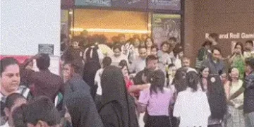 રાજકોટમાં ફનબ્લાસ્ટ ગેમઝોનમાં ભીષણ આગ, ઘટનાના પગલે નાસભાગ મચી, કોઈ જાનહાનિ નહીં | Massive Fire Break…