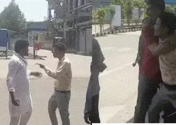 ભરૂચની GIDCમાં કામદારોના મોતનો મામલો: ચૈતર વસાવા અને મૃતકના સગા વચ્ચે ઝપાઝપી, જાણો શું છે સમગ્ર મામલ…