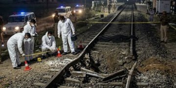 પંજાબના પટિયાલામાં રેલવે ટ્રેક પર પ્રચંડ બ્લાસ્ટ, એક યુવકની લાશ મળી, તંત્રમાં દોડધામ | Patiala Blast…