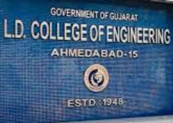 પીએસઆઇએ ભાજપના કાર્યકરને અટકાવીને લાફો મારતા હોબાળો | PSI a wichi emon chon angangen BJP