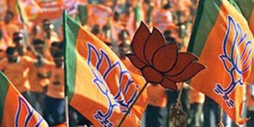 વડોદરા જિલ્લા પંચાયતના ઉમેદવારના વિજય સરઘસ દરમિયાન અનગઢમાં કાંકરીચાળો,દશરથમાં ઝપાઝપી | Clashes durin…