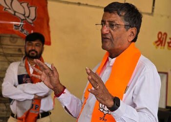 ખાડિયામાં ભાજપને ભૂષણ ભટ્ટની દાદાગીરી નડી? 54 વર્ષ બાદ મેજર અપસેટ સર્જાતાં તર્ક-વિતર્ક | AMC Electio…