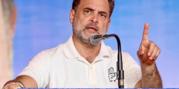 વિકાસના નામે વિનાશ અને આદિવાસીઓ સામે મોટું કૌભાંડ: 81 હજાર કરોડના મેગા પ્રોજેક્ટ સામે રાહુલ ગાંધીના …