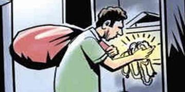 પારકા પૈસે તાગડધિના, દુકાનમાં રૃ.૨.૬૦ લાખની ચોરી કરી જુગારમાં હાર્યો | Emon chon angang a soläni Rs …