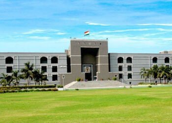 વીડિયો કોન્ફરન્સ દ્વારા છૂટાછેડા લઈ શકાશે, NRI પતિની વર્ચ્યુઅલ હાજરીને ગુજરાત હાઈકોર્ટની મંજૂરી | Gu…