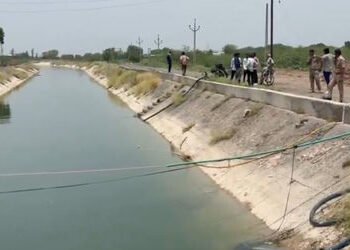 મોરબીના હળવદ પાસે મોટી દુર્ઘટના: નર્મદા કેનાલમાં ન્હાવા પડેલા તમિલનાડુના બે કિશોર ડૂબ્યા | Tragic In…