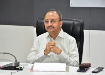 પ્રિ-મોન્સુન તૈયારીઓ અંગે સમીક્ષા બેઠક યોજતા જામનગર જિલ્લા કલેક્ટર પી બી પંડ્યા