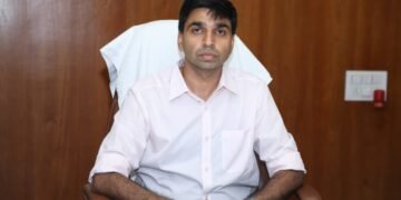 અમદાવાદ જિલ્લાના કલેક્ટર તરીકે ચાર્જ સંભાળતા ભવ્ય વર્મા