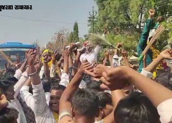 છોટાઉદેપુર: AAPને ચૂંટાયેલા સભ્યોના ‘હાઇજેકિંગ’નો ડર, ભાજપના ભયથી વિજેતા ઉમેદવારોને મધ્યપ્રદેશ ખસેડ્…