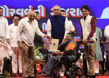 વડોદરાની હેત્વી ખીમસુરિયાને ગુજરાત ગરિમા એવોર્ડ એનાયત | Hetvi Khimsuriya from Vadodara awarded Gujar…