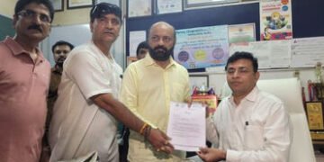 અમદાવાદ: ખાનગી ટ્યુશન ચલાવતા શિક્ષકો અને ગેરકાયદે ડે-સ્કૂલો સામે રોષ, ‘જનતા રેડ’ની ચીમકી | Ahmedabad…