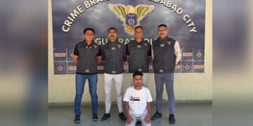 અમદાવાદ: દાણીલીમડામાંથી 14 લાખના MD ડ્રગ્સ સાથે વોન્ટેડ આરોપી ઝડપાયો, ફ્લેટ ભાડે રાખીને છૂટક વેચાણ ક…