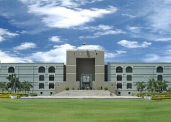 ગુજરાત હાઈકોર્ટે GUJCTOC કેસમાં જામીન મંજૂર કર્યા, કાયદાના દુરુપયોગ સામે ઉઠાવ્યા સવાલો | Gujarat Hig…