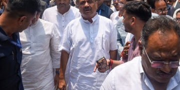 મમતા બેનરજીને હરાવ્યા એટલે મારા PAની હત્યા કરાઈ, શુભેન્દુ અધિકારીનો વિસ્ફોટક આરોપ | west bengal poli…