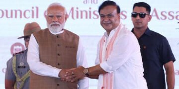 હિમંતા બિસ્વા સરમાની શપથવિધિ: આસામના પ્રથમ બિન-કોંગ્રેસી CM જેમણે સતત બીજી ટર્મ મેળવી! | Himanta Bis…