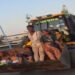વડોદરામાં JCB પર જોખમી સવારીનો વિડીયો વાયરલ : પોલીસ કાર્યવાહી કરશે | Video of dangerous ride on JCB …