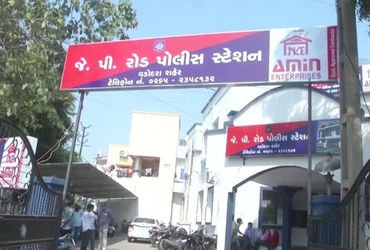 વડોદરાની સ્નેહ મલ્ટી સ્પેશિયાલિટી હોસ્પિટલનું મેડિક્લેમ કૌભાંડ, ત્રણ દર્દીના બોગસ ક્લેમ પકડાતાં ગુનો…