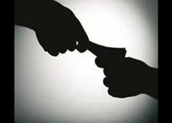 Bribe demand case filed against then Mamlatdar of Ghogha and his driver