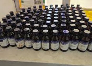 નશાકારક સીરપના જથ્થા સાથે શખ્સ ગિરફ્તાર | Man arrested with quantity of intoxicating syrup