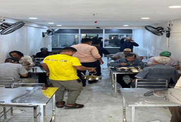 રાજકોટના નિરાધાર વડીલોને રોજ 2 ટંક ફ્રી ભોજન આપતું રસોડું ખુલ્યું | Kitchen opens in Rajkot providin…