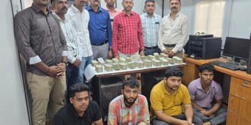 અમદાવાદ એરપોર્ટ પરથી 2.58 કરોડ રૂપિયાના સોનાની ચોરીનો પર્દાફાશ, એરલાઇન કર્મચારીઓ સહિત 8ની ધરપકડ | ah…
