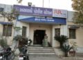 અમદાવાદ: બારેજામાં પોલીસની મોટી રમત? રેડ કરી કોલ સેન્ટરમાં, ગુનો નોંધ્યો વરલી મટકાનો! ‘પોલ’ ખૂલી જતા…
