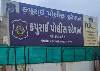 આપ પ્રમુખ સામે મહિલાની દુષ્કર્મની ફરિયાદ | Woman files rape complaint against AAP president
