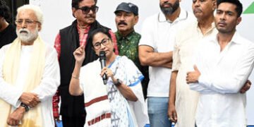‘બળવા’ વચ્ચે મમતા બેનર્જીની મોટી કાર્યવાહી, તૃણમૂલ કોંગ્રેસની તમામ કમિટી, સંગઠનો ભંગ | TMC Crisis: M…