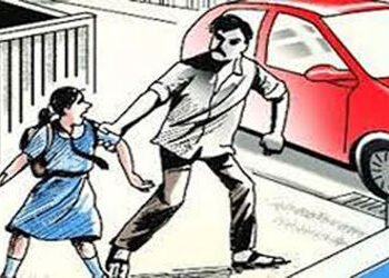 ભાવનગરમાં 17 વર્ષિય સગીરનું 6 શખ્સે બળજબરીથી કારમાં બેસાડી અપહરણ કર્યું | 17 year old minor kidnappe…