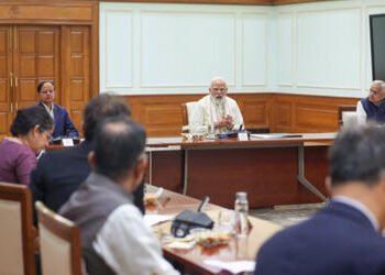 વૈશ્વિક મહાસંકટ વચ્ચે PM મોદીની ઇકોનોમિક કાઉન્સિલ સાથે હાઈ-લેવલ બેઠક, ઈઝ ઓફ ડુઈંગ બિઝનેસ પર ફોકસ | p…