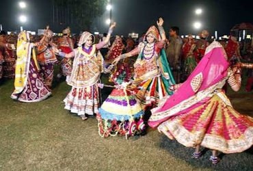 અમદાવાદ: મેગા નવરાત્રી ઇવેન્ટમાં સ્પોન્સરશિપના બહાને રૂ. 4.75 કરોડની છેતરપિંડી, સરખેજ પોલીસમાં ફરિયા…
