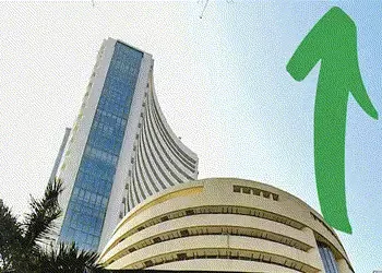 સેન્સેક્સ 394 પોઈન્ટ ઉછળીને 73919 | Sensex jumps 394 points to 73919