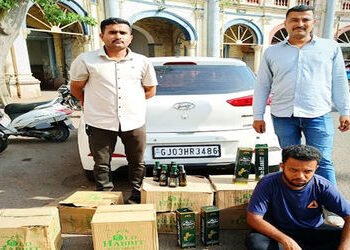 જામનગરમાં દિગ્વિજય પ્લોટ વિસ્તારમાં કારમાંથી વિદેશી દારૂનો જથ્થો ઝડપાયો: એક શખ્સની ધરપકડ | Foreign l…