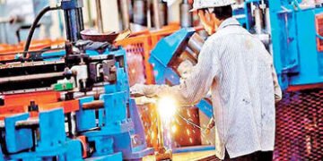 ડીઝલ વેચાણના નવા નિયમોથી MSME સંકટમાં, કામગીરી ઠપ થશે | MSME crisis due to new rules on diesel sales…