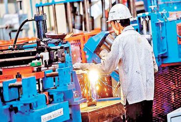 ડીઝલ વેચાણના નવા નિયમોથી MSME સંકટમાં, કામગીરી ઠપ થશે | MSME crisis due to new rules on diesel sales…