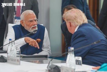 ટ્રમ્પની સામે PM મોદીએ નાવિકોની સુરક્ષાનો મુદ્દો ઊઠાવ્યો, કહ્યું- ભારતીયોએ જીવ ગુમાવવા પડ્યા | g7 su…