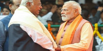PM મોદી પર ટિપ્પણી કરવી ખડગેને પડી ભારે, BJP સાંસદોએ આપી વિશેષાધિકાર ભંગની નોટિસ | BJP MPs File Priv…