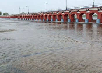 આજવા સરોવર ઊંડું કરવાની કામગીરીને લઈને વિવાદ : સામાન્ય સભાની મંજૂરી વગર કામગીરી શરૂ કરાઈ હોવાનો આક્ષ…