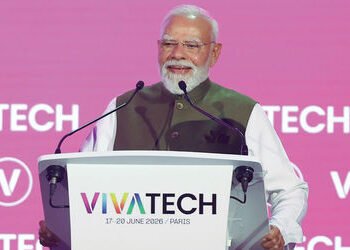 ‘12 વર્ષમાં ભારતનો વિકાસ બમણો થયો’, PM મોદીનું પેરિસમાં ભારતીય સમુદાયને સંબોધન | PM Modi In Paris: I…