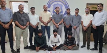 ગાંધીનગરમાં LCBનો સપાટો: સેક્ટર-1ની ઘરફોડ ચોરીનો ભેદ ઉકેલાયો, લાખોના મુદ્દામાલ સાથે અમદાવાદની ગેંગના…