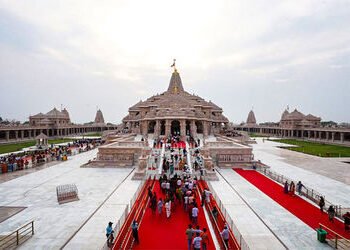 રામ મંદિરની સુરક્ષા પાછળ 11 મહિનામાં 10 કરોડના ખર્ચ પછીયે ચોરી, અનેક લોકો શંકાના ઘેરામાં | Ayodhya R…