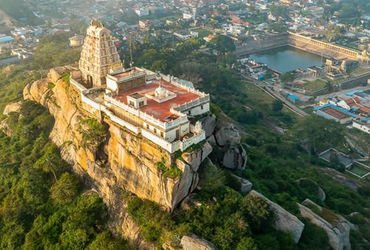 રામમંદિર બાદ કર્ણાટકના પ્રસિદ્ધ યોગ નરસિમ્હા સ્વામી મંદિરમાં દાનચોરી, મુખ્ય પૂજારી સહિત 6 સામે એક્શન…