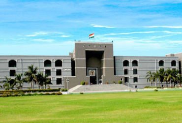 બાંધકામ નિયમિત થયા બાદ નિયુક્ત સત્તાધિકારી પાસે તે રદ કરવાની સત્તા નથીઃ ગુજરાત હાઈકોર્ટ | gujarat hi…