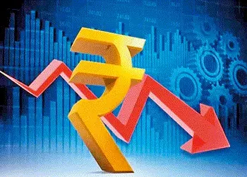 શેરબજાર તૂટતાં રૂપિયો ગબડી 94.92 સુધી પટકાયો | Rupee plunges to 94 92 as stock market crashes